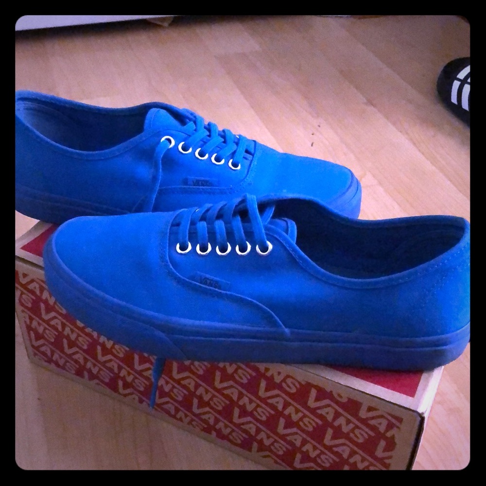 Vans Imperial Blue Classic Low size 8.0m 9.5w